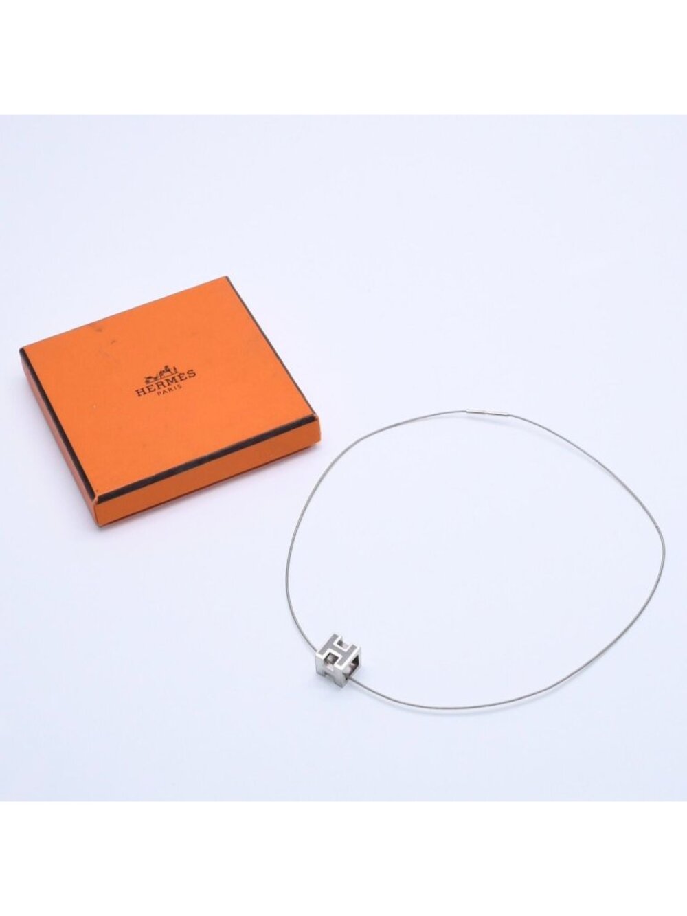Hermes Cage D'h Cube Wire Necklace Silver